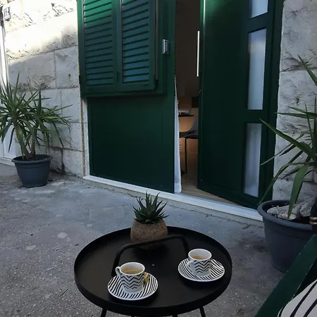 Apartman J'adore - Free Parking Split