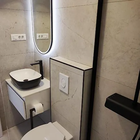 J'adore - Free Parking *