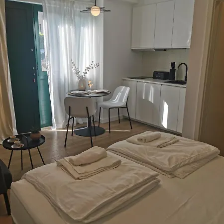 J'adore - Free Parking